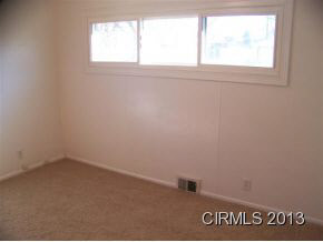 522 W 10th St, Jonesboro, IN 46938 photo 8