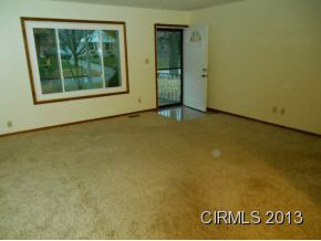 222 Devonshire Dr, Kokomo, IN 46901 photo 2