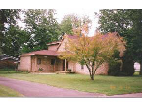 419 Central St, Akron, IN 46910 photo 1