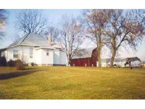 910 4th St, Rochester, IN 46975 photo 1