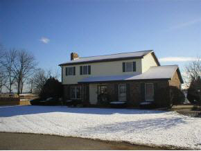 708 Pansy Ct, Bourbon, IN 46504 photo 3
