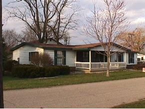 205 E Clay St, Bourbon, IN 46504 photo 1