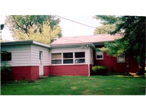 907 W Adams St, Plymouth, IN 46563 photo 3