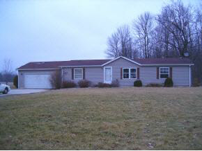 8492 E 600n, Mentone, IN 46539 photo 1