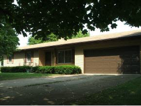 1111 Chester St, Plymouth, IN 46563 photo 1