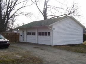 920 S Michigan St, Plymouth, IN 46563 photo 2