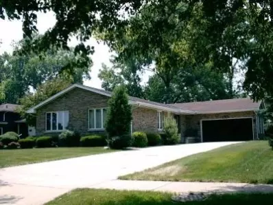 8156 Tapper, Munster, IN 46321 photo 1