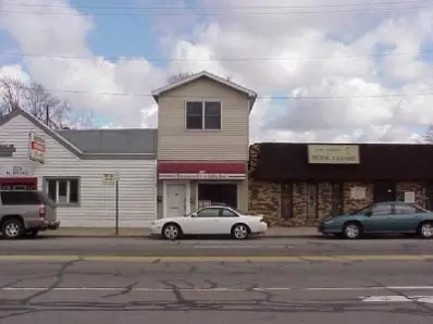 221 N Broad St, Griffith, IN 46319 photo 1
