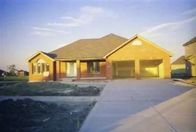 10083 Margo Ln, Munster, IN 46321 photo 1