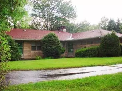 8108 N 300, Rolling Prairie, IN 46371 photo 1