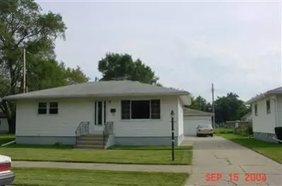 443 48th Pl E, Gary, IN 46409 photo 1