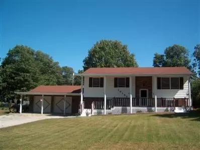 10137 N 457 E, De Motte, IN 46310 photo 1