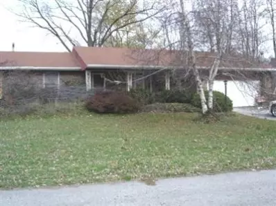 240 E 13th Pl, Hobart, IN 46342 photo 1