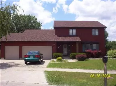 718 N Robin Ct, Griffith, IN 46319 photo 1