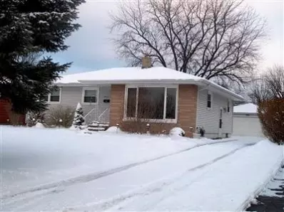 8213 Howard Ave, Munster, IN 46321 photo 1