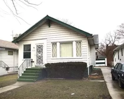 1215 Ellsworth St, Gary, IN 46404 photo 1