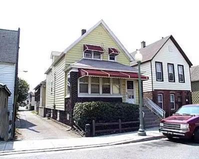 1538 John St, Whiting, IN 46394 photo 1