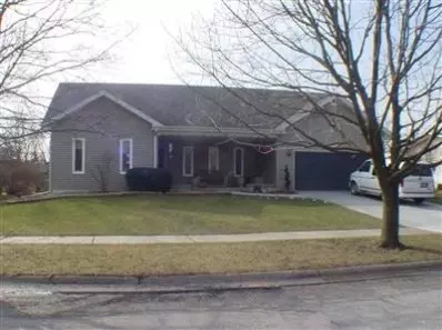 959 Chippewa Dr, Crown Point, IN 46307 photo 1