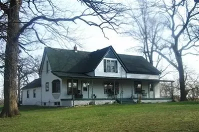 9082 165th St, Hebron, IN 46341 photo 1