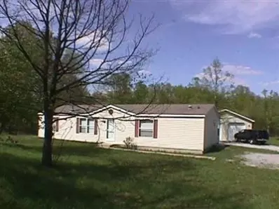 2112 E 1143, De Motte, IN 46310 photo 1