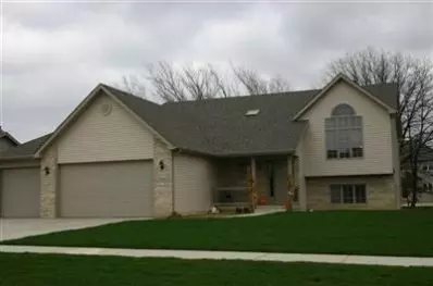 9481 Henry St, Dyer, IN 46311 photo 1