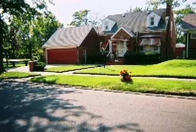 744 Mckinley, Gary, IN 46404 photo 1