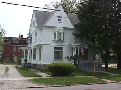 321 E Clark St, Crown Point, IN 46307 photo 1