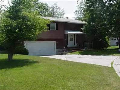 206 Circle Dr, Lowell, IN 46356 photo 1