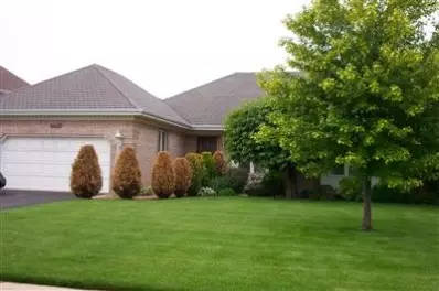 10402 Fox Run, Munster, IN 46321 photo 1