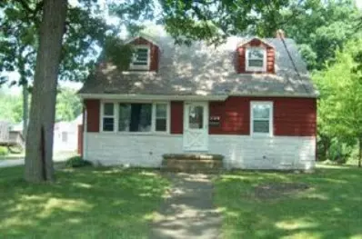 220 E Avenue D, Griffith, IN 46319 photo 1