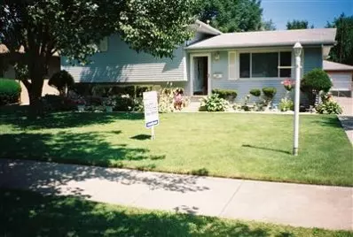 3127 100th St, Highland, IN 46322 photo 1