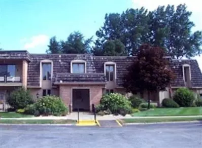 435 Old Stone Rd #B-2, Munster, IN 46321 photo 1