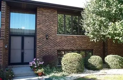 437 Fisher St #D, Munster, IN 46321 photo 1