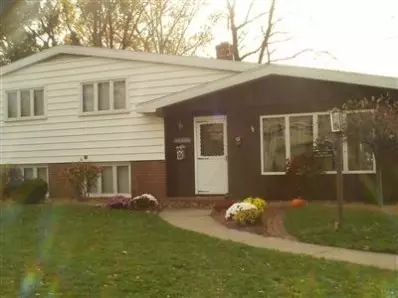 1412 Macarthur, Munster, IN 46321 photo 1
