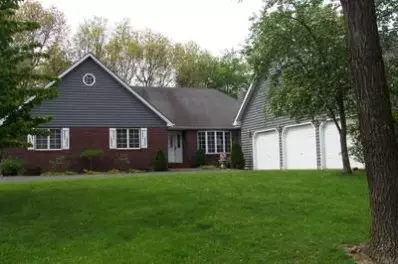7401 Rustic, De Motte, IN 46310 photo 1