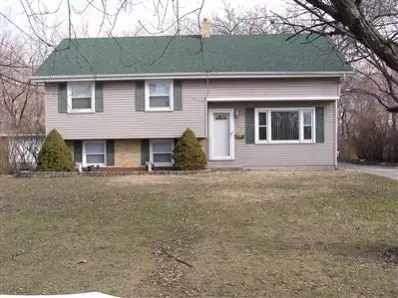 947 River Dr, Munster, IN 46321 photo 1
