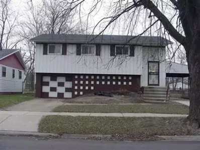 653 Cass St, Gary, IN 46403 photo 1