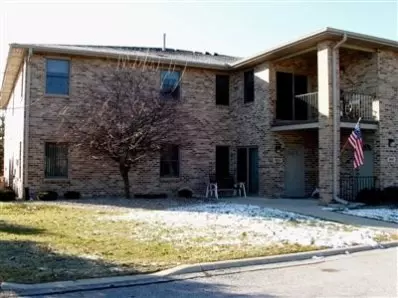 987 Cedar Dr, Crown Point, IN 46307 photo 1