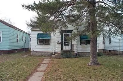 332 Taft Pl, Gary, IN 46404 photo 1