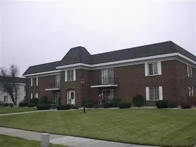 920 Camellia Dr #8, Munster, IN 46321 photo 1