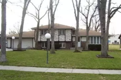 1808 Norwood Dr, Griffith, IN 46319 photo 1