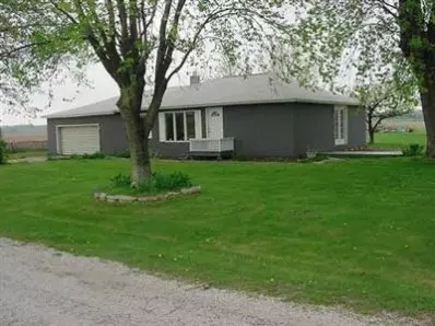 335 E Yellowstone Trl, Hamlet, IN 46532 photo 1