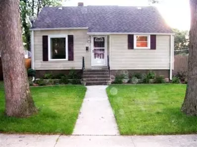246 N Ernest St, Griffith, IN 46319 photo 1