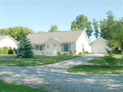 13 E Pine St, Wheatfield, IN 46392 photo 1