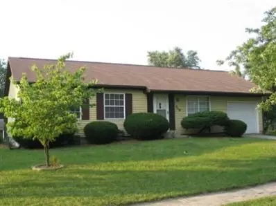 766 Mohawk Dr, Lowell, IN 46356 photo 1