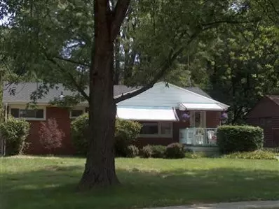 407 Fairview, Crown Point, IN 46307 photo 1