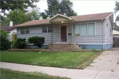 643 Cass St, Gary, IN 46403 photo 1