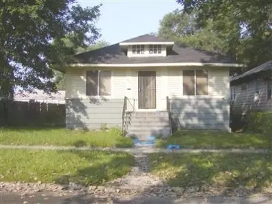 452 Matthews, Gary, IN 46406 photo 1