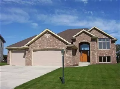8710 Doubletree Dr, Crown Point, IN 46307 photo 1
