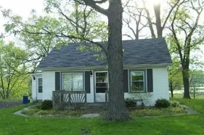 1929 S Colfax St, Griffith, IN 46319 photo 1